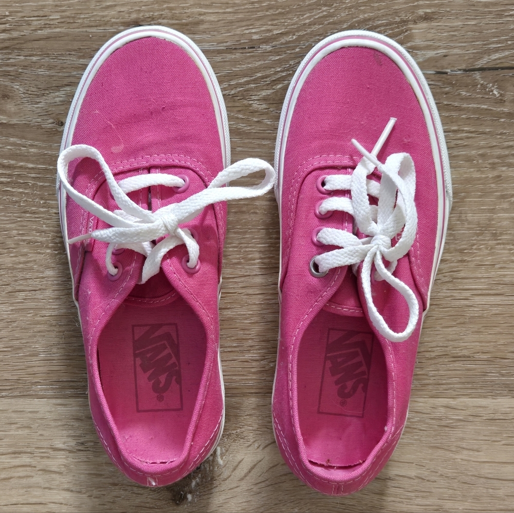 Vans Women's Fuchsia Canvas Sneakers